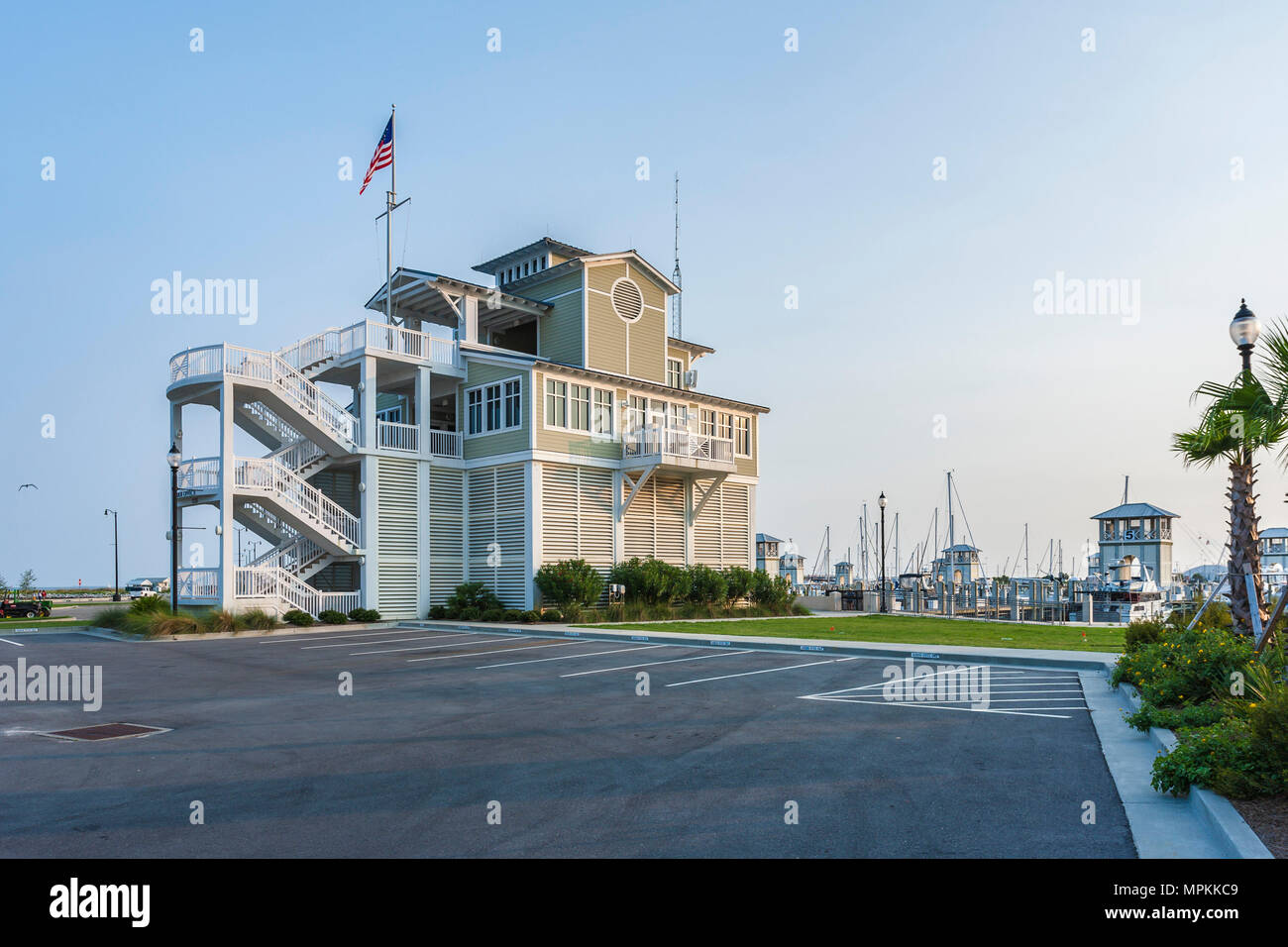 Hafenmeistergebäude am Gulfport Municipal Marina in Gulfport, Mississippi Stockfoto