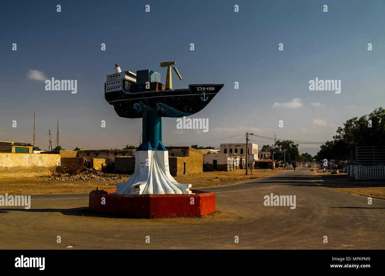 Boot Denkmal im Zentrum von Berbera - 09.01.2016 Berbera, Somalia Stockfoto