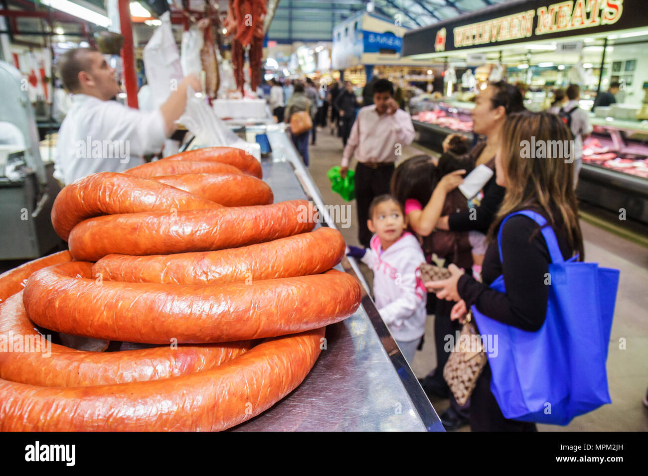 Toronto Kanada, St. Lawrence Markt, Shopping-Shopper Shop Geschäfte kaufen verkaufen, Laden Geschäfte Business-Unternehmen, Stände Stand Verkäufer Marken Stockfoto