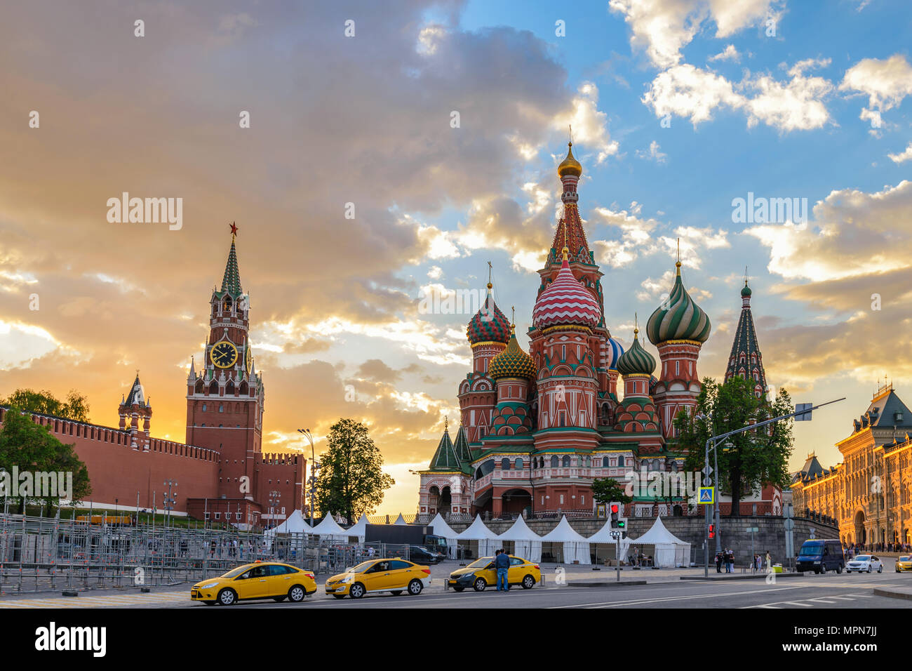 Moskau City Skyline Sonnenuntergang am Roten Platz, Moskau, Russland Stockfoto