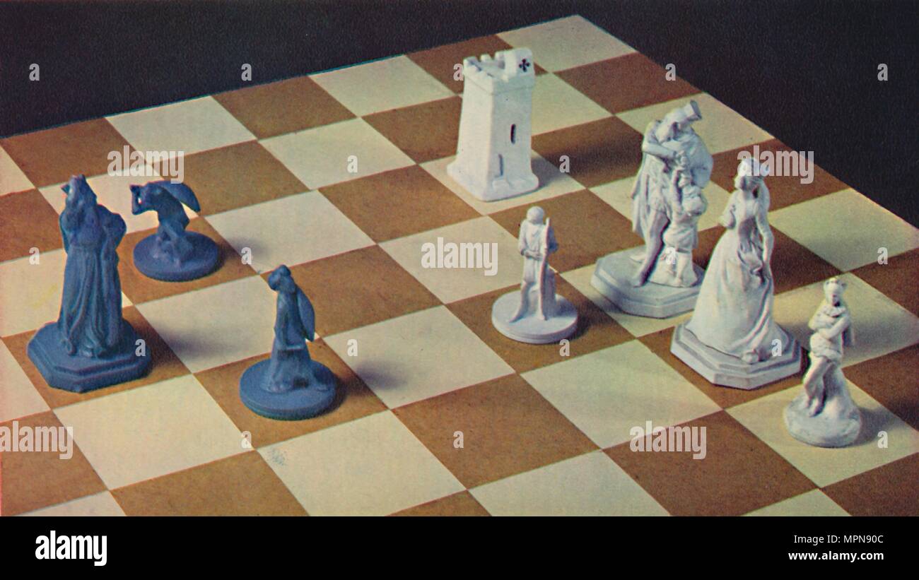 "Eighteenth-Century Schachfiguren in Blauen und Weißen Steinzeug", 1948. Artist: Unbekannt. Stockfoto