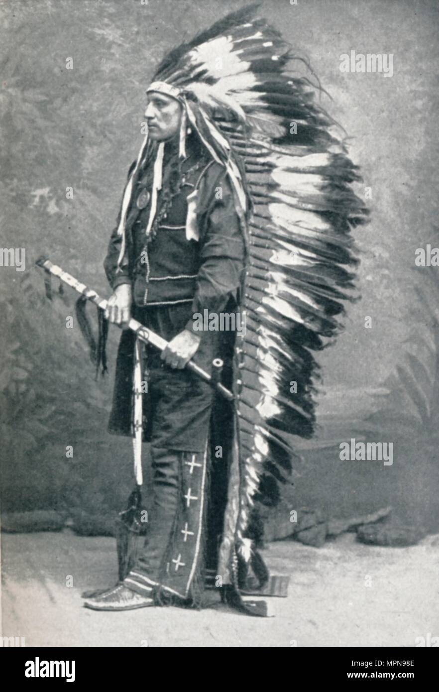 North American Indian, 1912. Artist: Elliott & Braten. Stockfoto