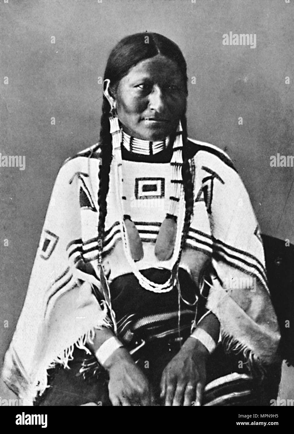 Ein Sioux Frau, 1912. Artist: Robert Wilson Shufeldt. Stockfoto