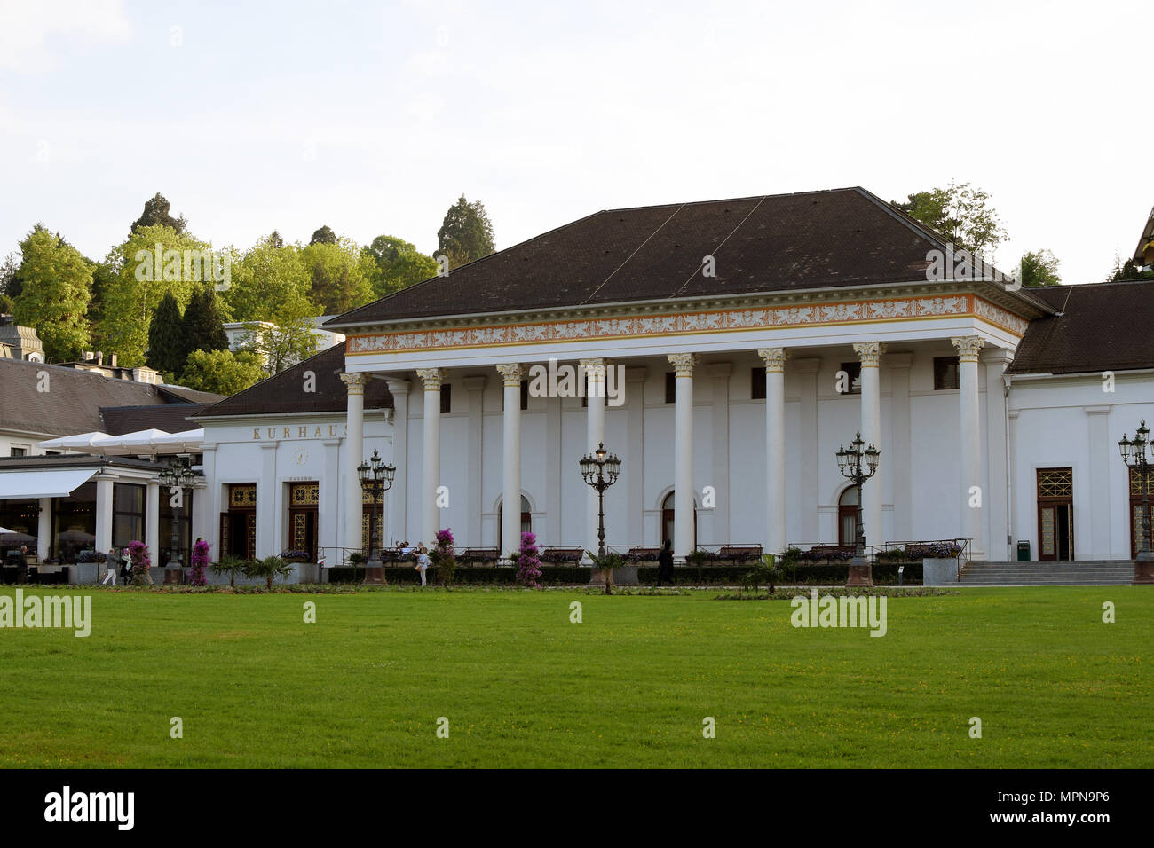 BADEN-BADEN, Deutschland - 18. Mai 2018: Kurhaus Baden-Baden ist ein Spa Resort, Casino, und Konferenz Komplex Stockfoto