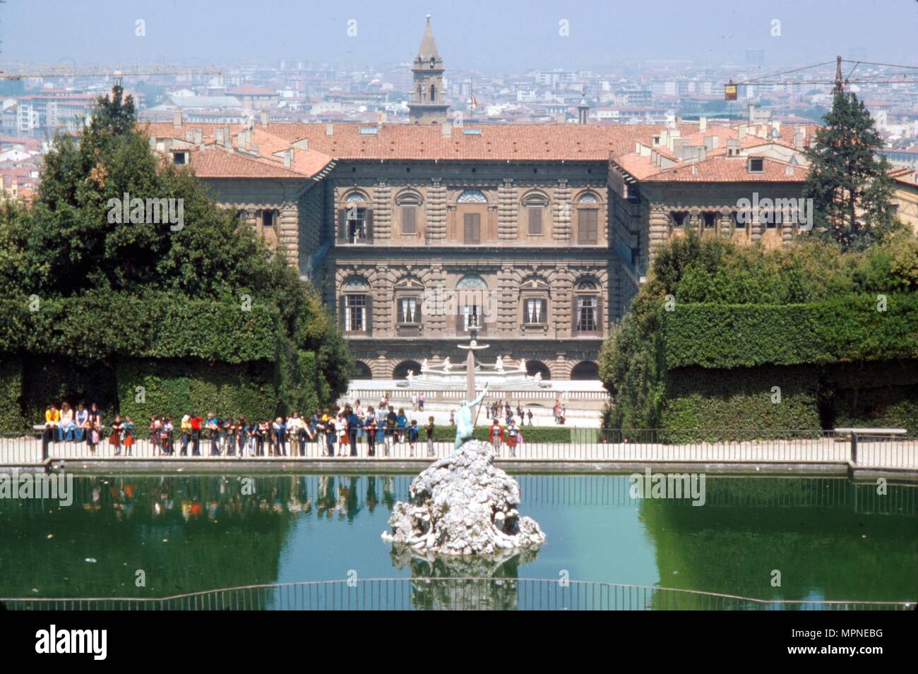 Palazzo Pitti und die Boboli-gärten im August, Florenz, Italien, c 20. Artist: Unbekannt. Stockfoto