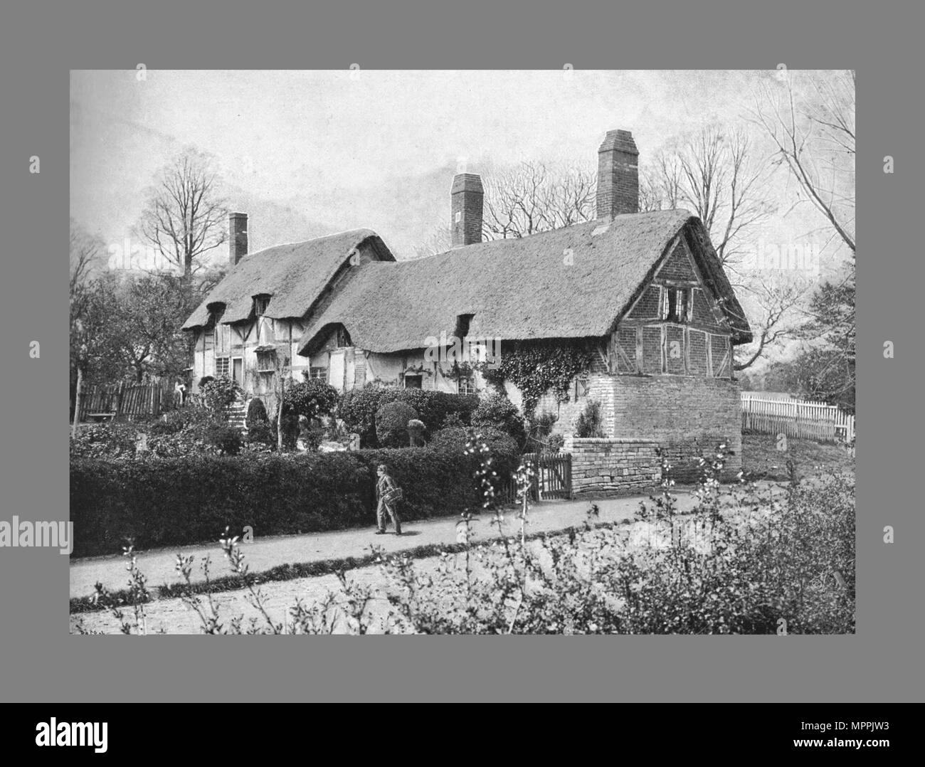 Anne Hathaway's Cottage, c1900. Artist: Harvey Barton. Stockfoto