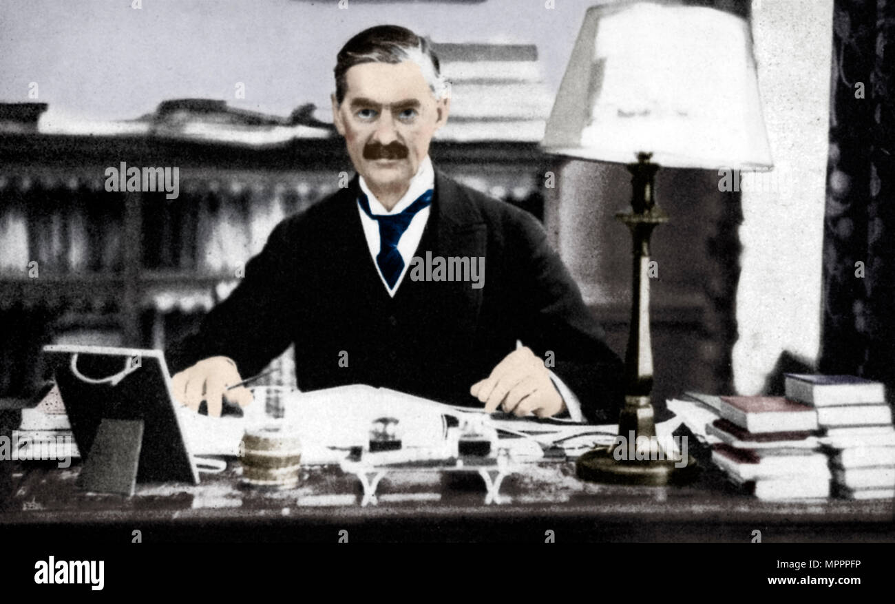 Neville Chamberlain (1869-1940), britischer Premierminister, c 1930 S (1936). Artist: Unbekannt. Stockfoto