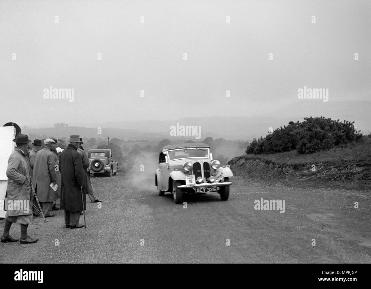 Frazer-Nash BMW 319 D Impanni konkurrieren in der South Wales Auto Club Welsh Rally, 1937 Künstler: Bill Brunell. Stockfoto