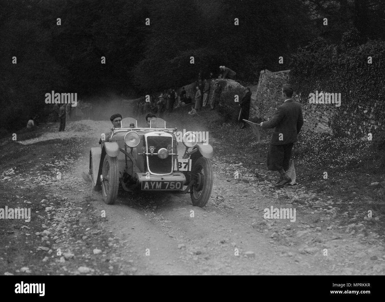 Aero Hillman Minx konkurrieren in einem fahrenden Versuch, nailsworth Leiter, Gloucestershire, 1930.. Artist: Bill Brunell. Stockfoto