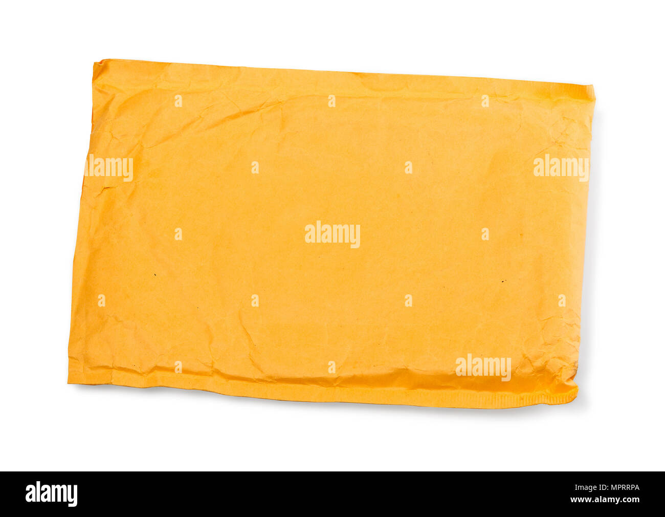 Gelber Umschlag Fur Einen Buchstaben Auf Weissem Mit Freistellungspfad Isoliert Stockfotografie Alamy