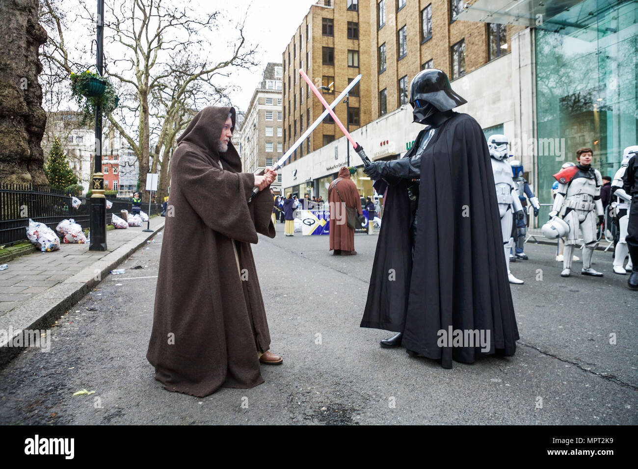 Star Wars Darth Vader und Obi-Wan Kenobi, London UK. Stockfoto