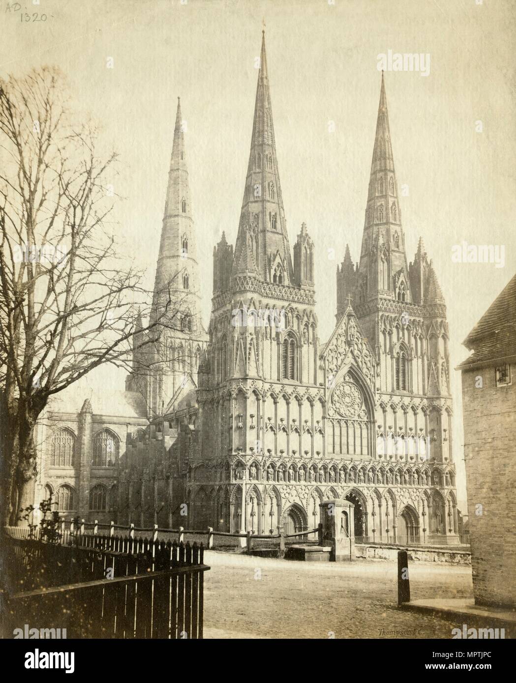 Kathedrale von Lichfield, Staffordshire, c 1860. Artist: Francis Bedford. Stockfoto
