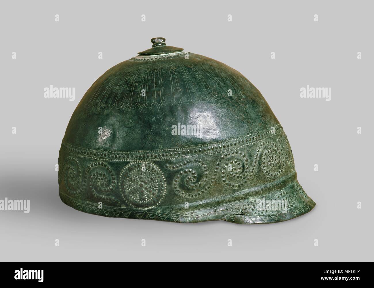 Italo-Celtic bronze Helm, 325-201 BC. Artist: Unbekannt. Stockfoto