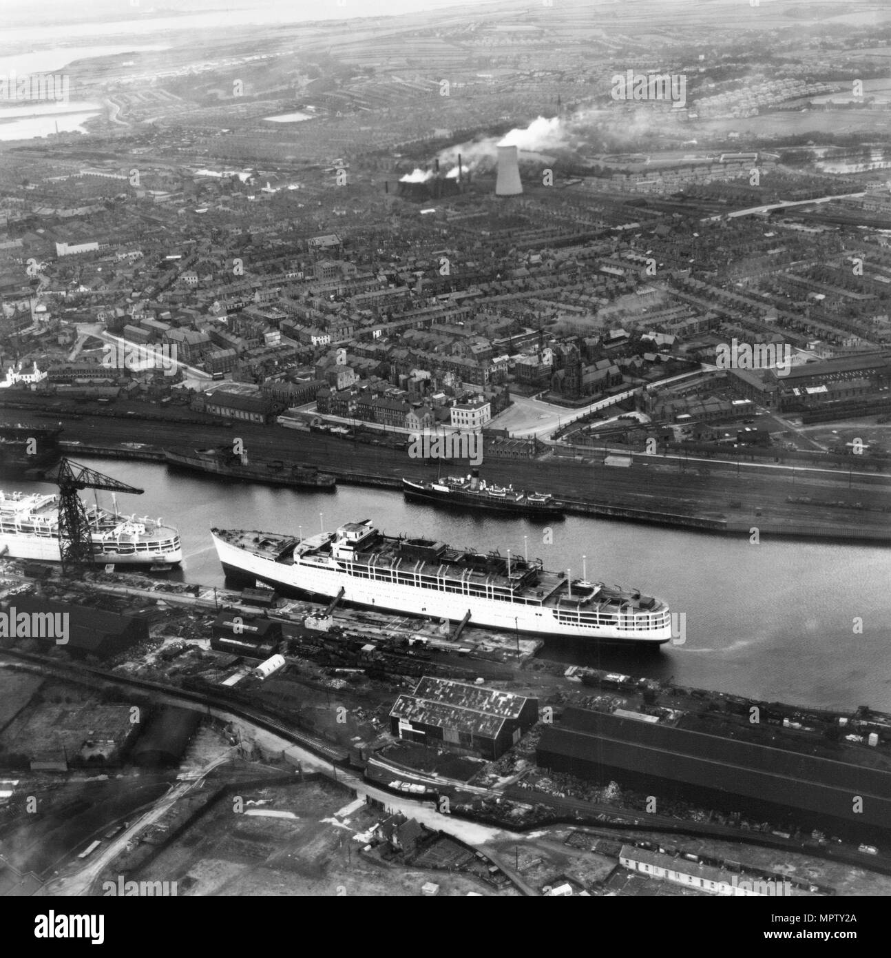 SS 'Rembrandt' in Buccleuch Dock festgemacht, Barrow-in-Furness, Cumbria, 1948. Artist: Aerofilms. Stockfoto