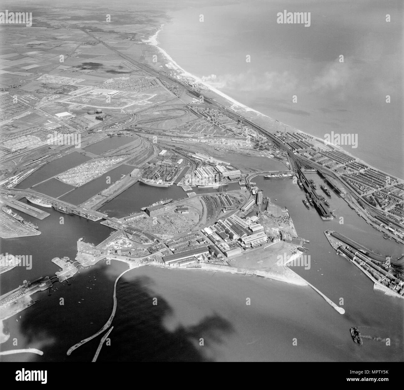 Der alte Hafen und die Docks, Hartlepool, County Durham, 1947 Künstler: Aerofilms. Stockfoto