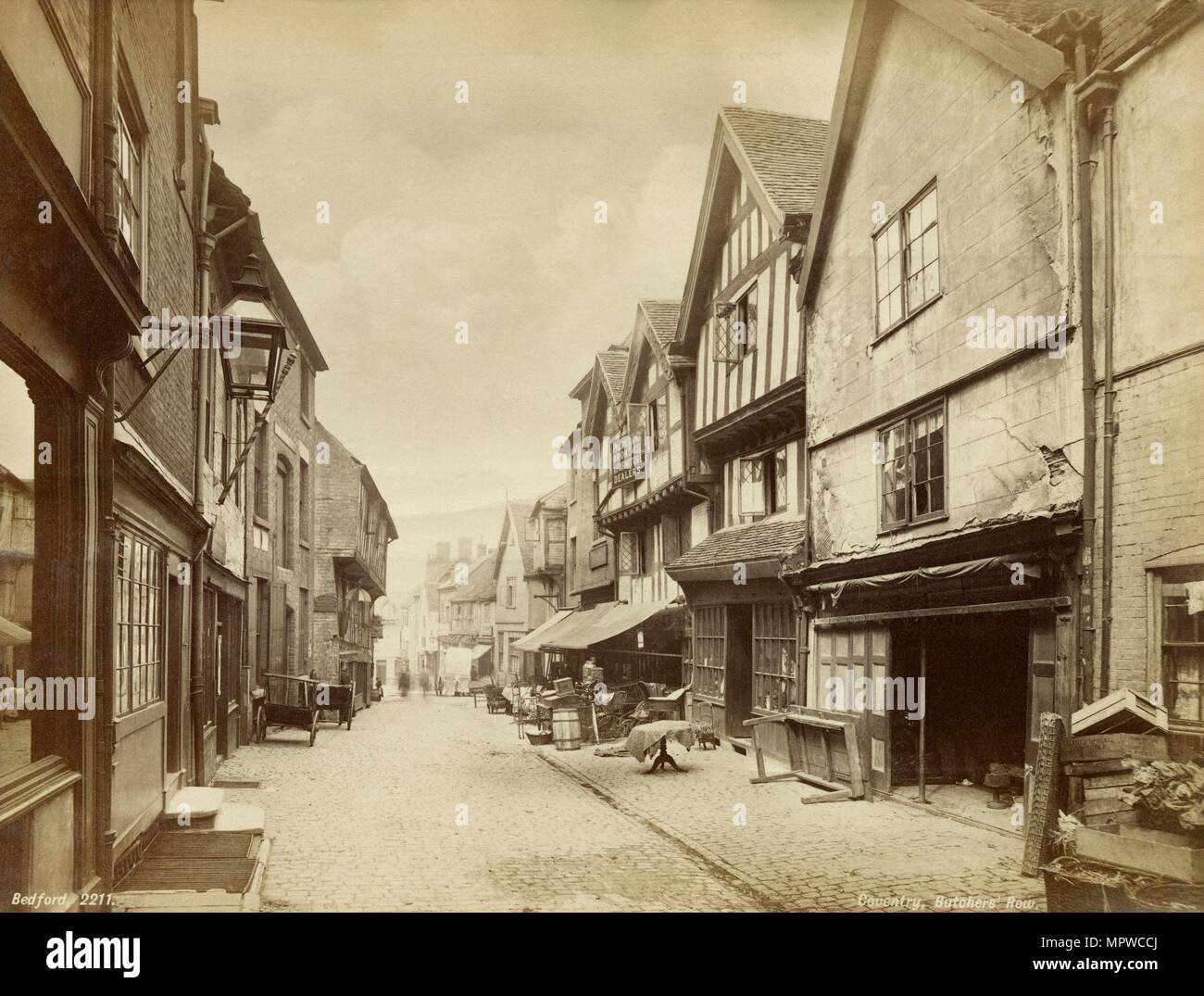 Butcher Row, mittelalterliche Straße in Coventry, Warwickshire, c 1880. Artist: Francis Bedford. Stockfoto