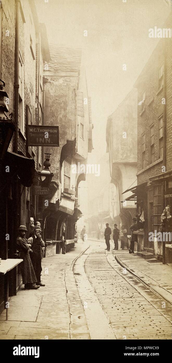 The Shambles, York, North Yorkshire, c 1890. Künstler: George Washington Wilson und Unternehmen. Stockfoto