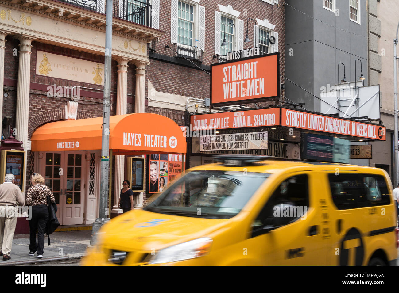 Wenig Theater und Helen Hayes Theatre 240 West 44th Street, Times Square, New York City, USA Stockfoto