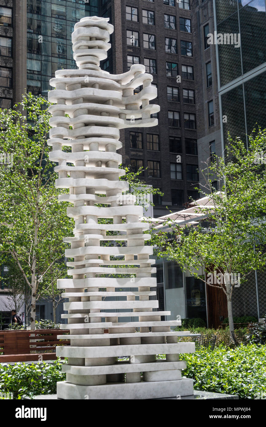 Statue, „The Guardians: Hero“, NYC, USA Stockfoto