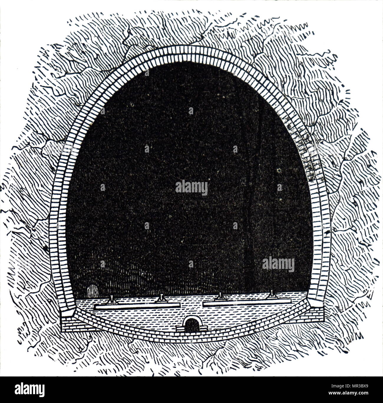 Schnittzeichnung einer typischen 2-Wege Eisenbahntunnel. Vom 19. Jahrhundert Stockfoto