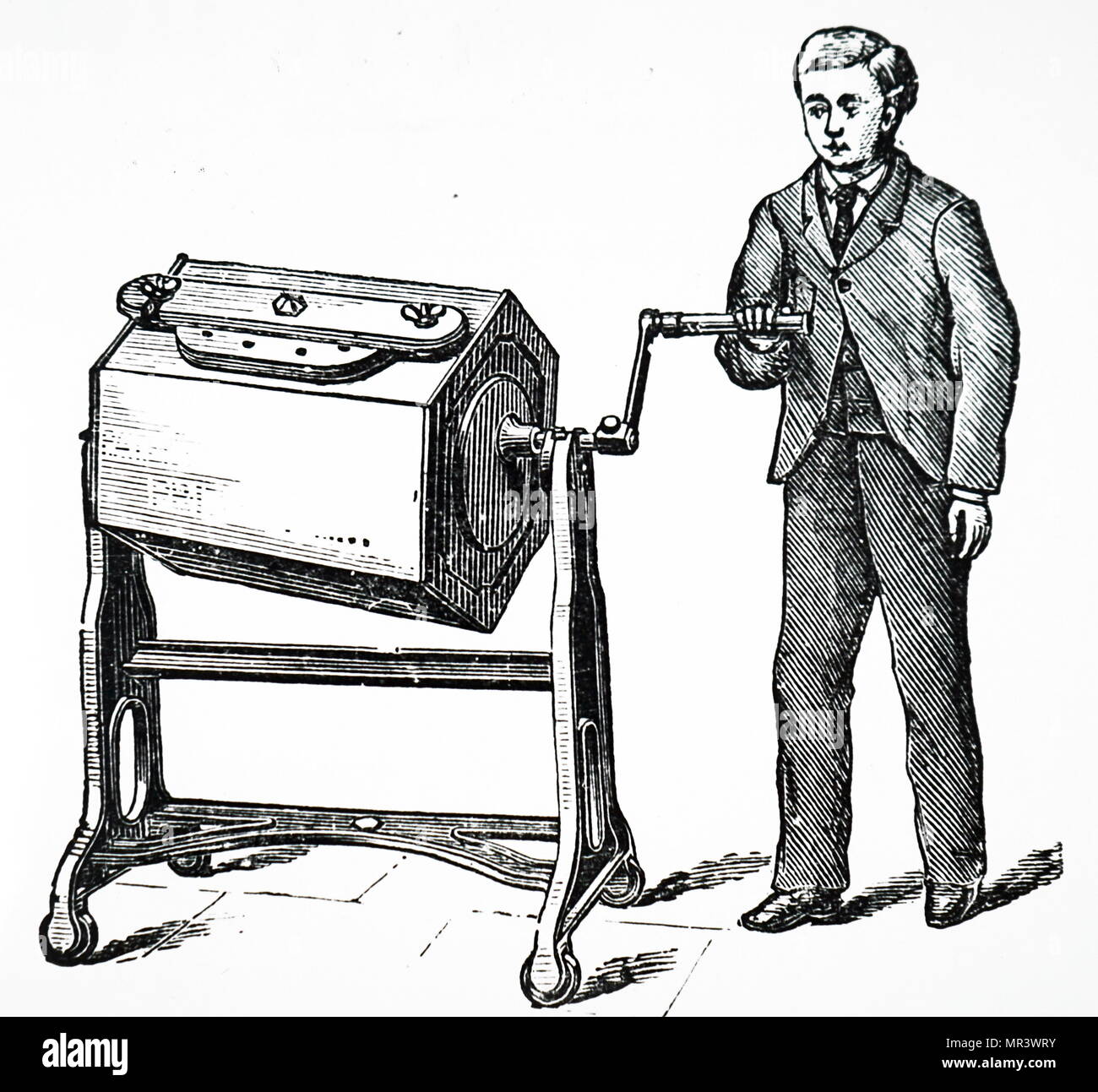 Kupferstich mit der Darstellung eines Hand-angetriebene exzentrische Butterfass. Die Agitation der Creme wurde durch die steigende und fallende des gegenüberliegenden Enden der Nullförderung erreicht. Vom 19. Jahrhundert Stockfoto