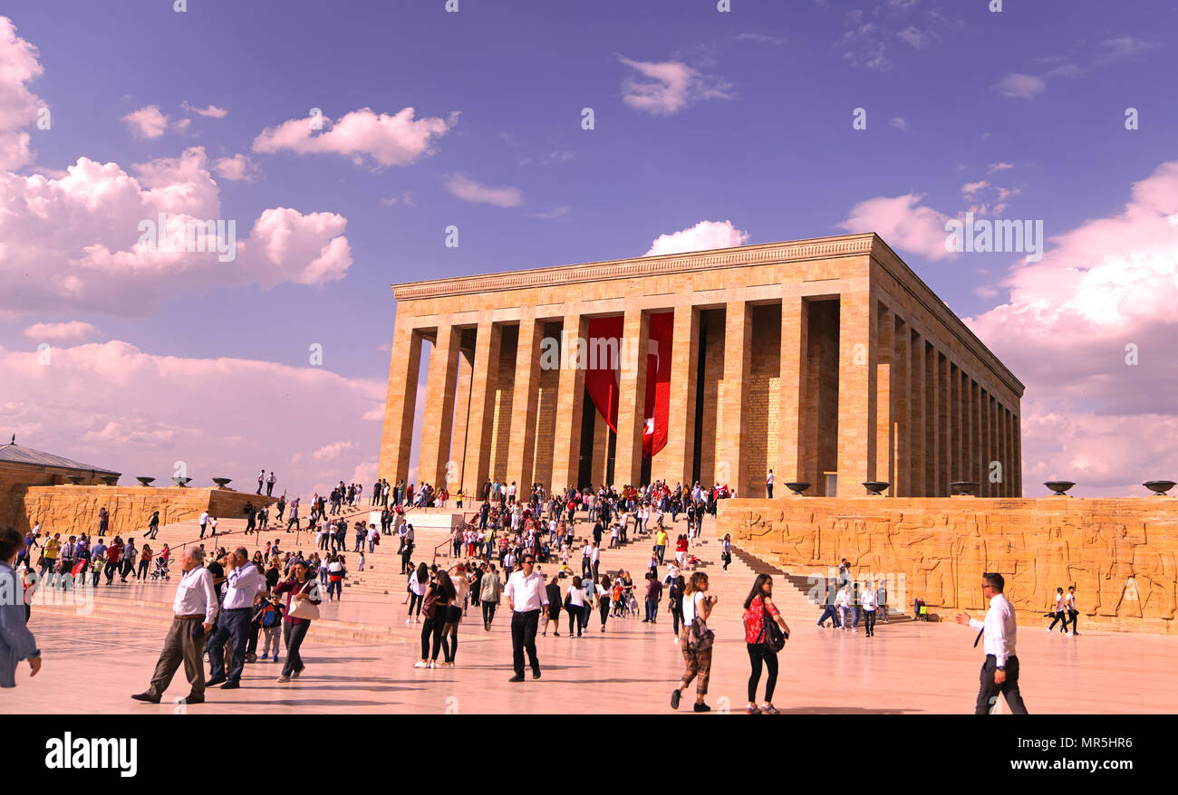 Ankara/Türkei - 19. Mai 2018: Menschen 19. Mai Gedenken an Atatürk, Jugend und Sport Tag an das Mausoleum Anitkabir, Mustafa Kemal Ataturks Mausoleum feiern Stockfoto