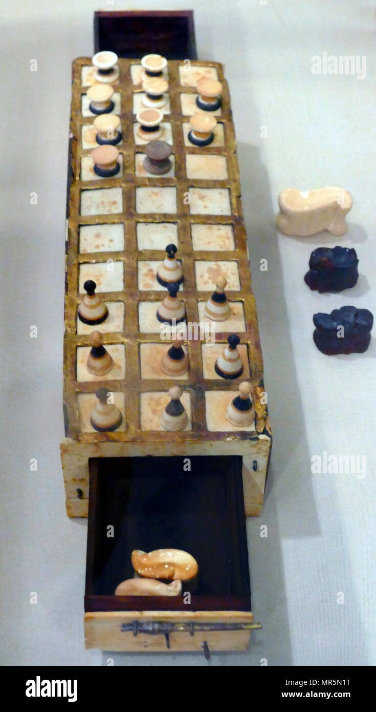 Elfenbein und Holz Spiel aus dem Grab des Königs Tutanchamun. Stockfoto
