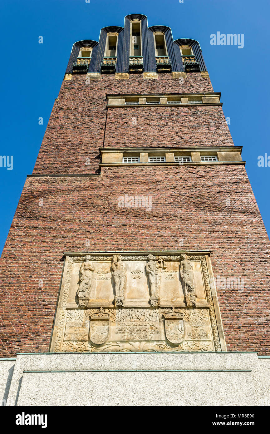 Hochzeit Turm von Joseph Maria Olbrich mit Entlastung der vier herrschenden Tugenden von Heinrich Jobst, Art Noveau, Mathildenhöhe Stockfoto