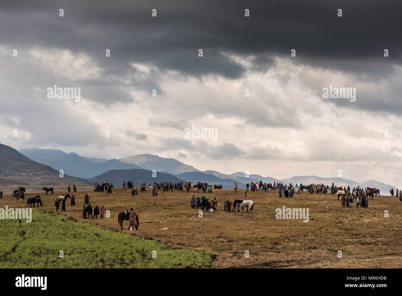 Ein Rennen treffen in Semonkong in Lesotho. Reiter aus umliegenden Dörfer und Gehöfte konkurrieren für einen kleinen Geldbeutel während der Winterspiele Stockfoto