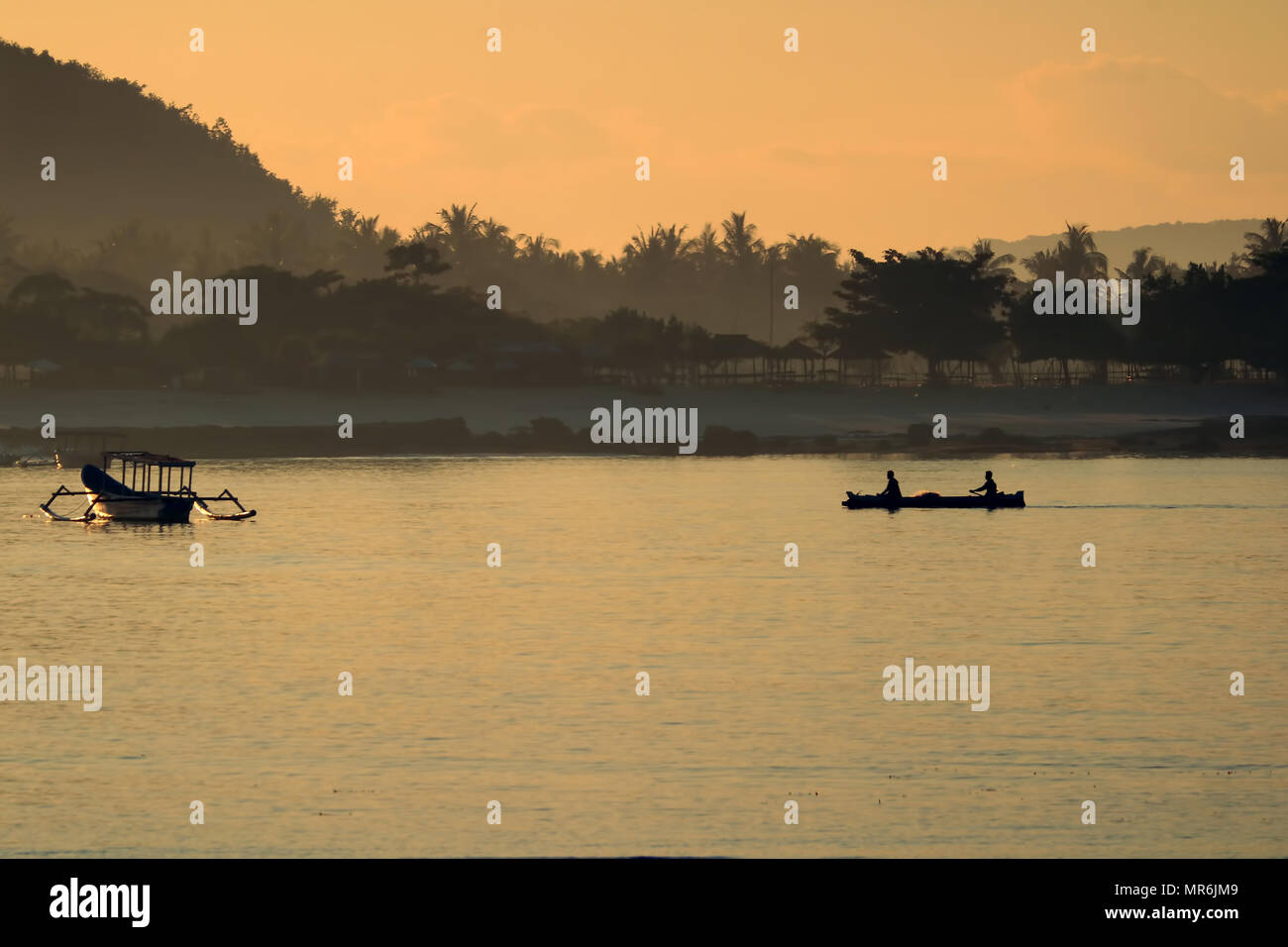 Tanjung Aan Strand ist ein weißer Sandstrand in Mandalika Special Economic Zone, zentrale Lombok Regency, West Nusa Tenggara entfernt. Stockfoto