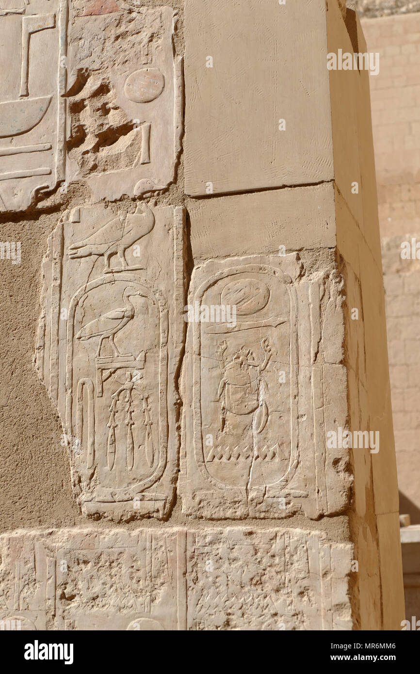 Philippe de Champaigne (1602-74). Portrait von Armand Jean Duplessis, Duc de Richelieu (1585-1642), Kardinal Richelieu. Französischer Prälat und Staatsmann: Kardinal 1624: Staatsminister von Louis XIII und De-facto-Herrscher von Frankreich von 1629. In voller Länge Porträt 1640. Stockfoto