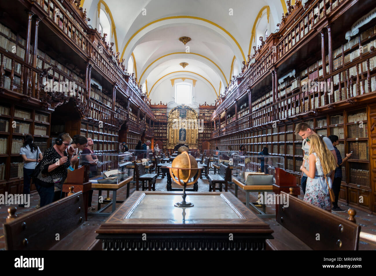 Biblioteca Palafoxiana, die erste öffentliche Bibliothek in der Kolonialen Mexiko gegründet in 1646, Puebla, Mexiko Stockfoto