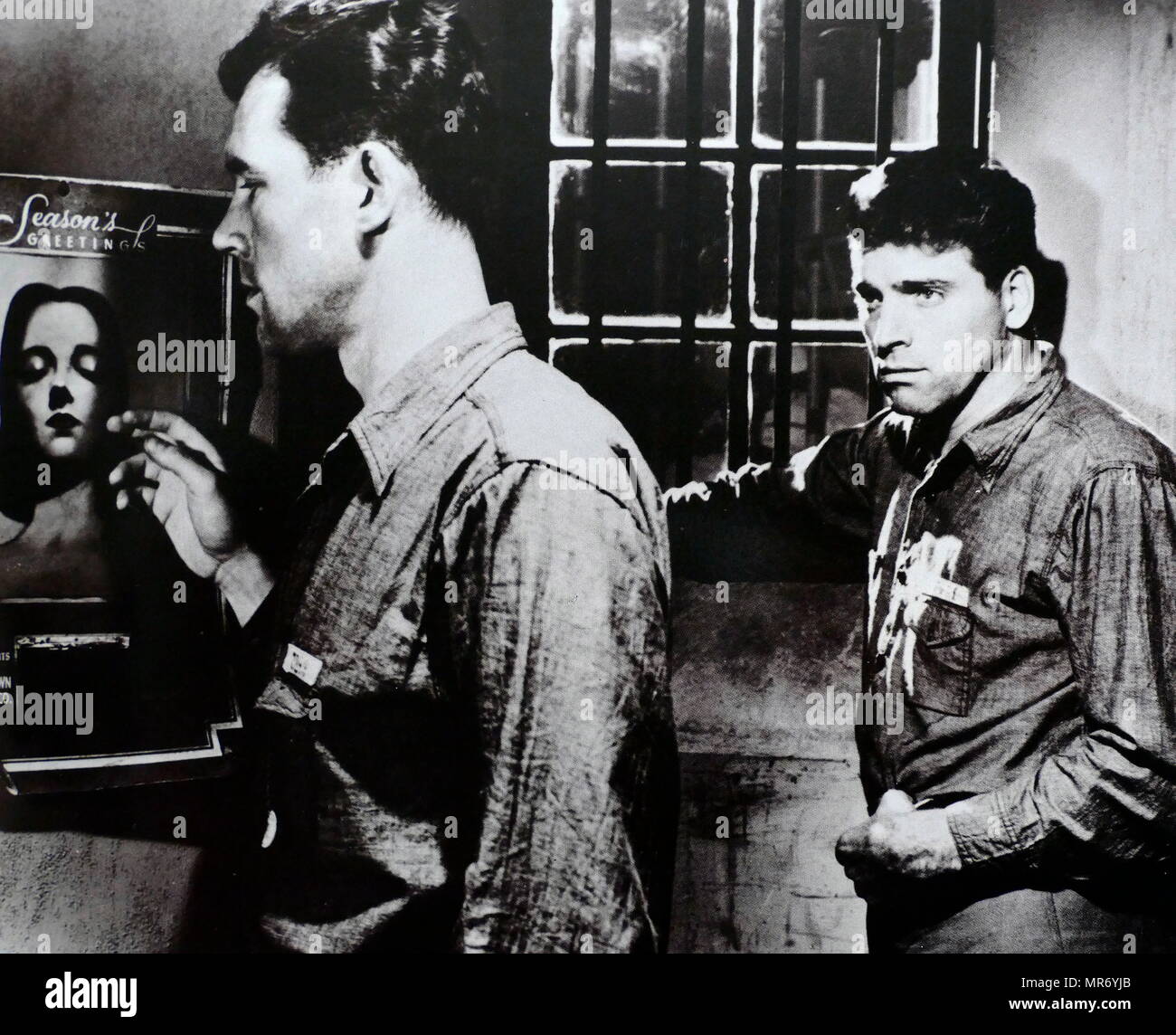 Birdman von Alcatraz ist ein 1962 biographisches Drama Film mit Burt Lancaster und von John Frankenheimer geleitet. Robert Franklin Stroud (1890-1963), bekannt als der "Birdman von Alcatraz", war ein US-amerikanischer Bundesgefangener der respektierten Ornithologen. Burt Lancaster (1913 - 1994) war ein US-amerikanischer Schauspieler. Stockfoto