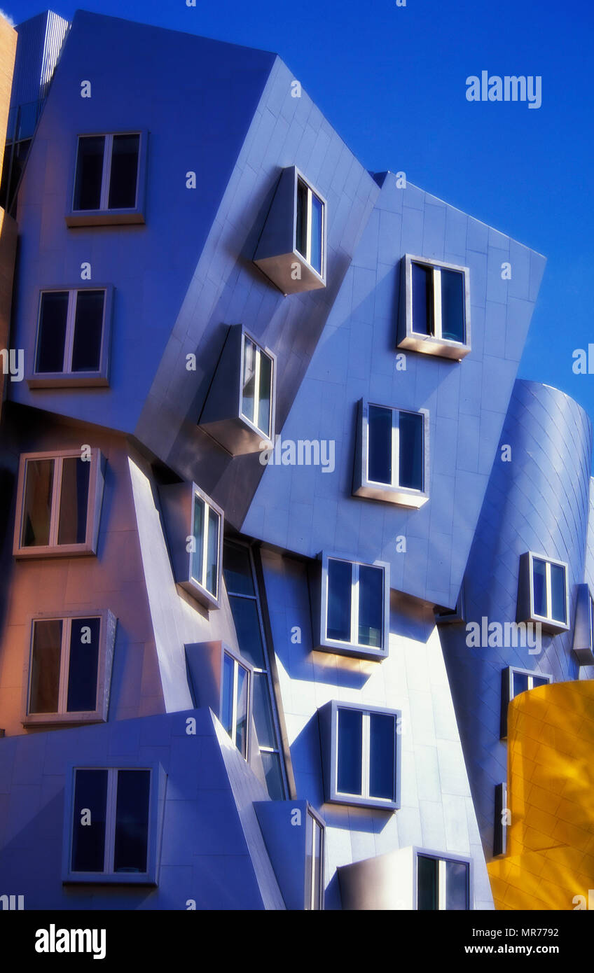 Stata Center, dekonstruktivistischen Architektur, Detail, die Kollision von architektonischen Formen, West Höhe auf Vassar Street, Cambridge, MA, USA Stockfoto
