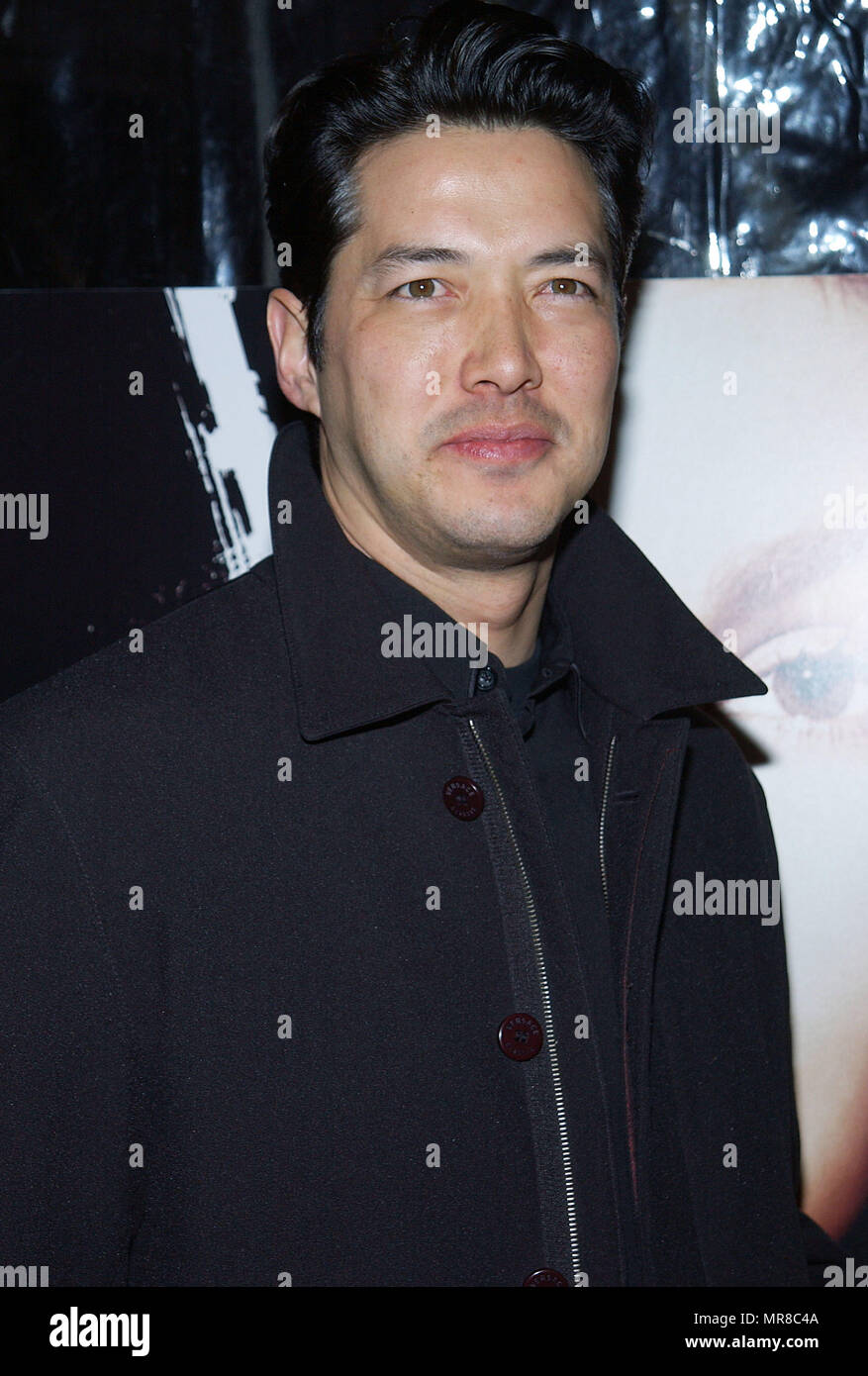 Russell Wong anreisen, bei der Premiere von Twisted auf der Paramount in Los Angeles., 23. Februar 2004. WongRussell 041 Red Carpet Event, Vertikal, USA, Filmindustrie, Prominente, Fotografie, Bestof, Kunst, Kultur und Unterhaltung, Topix Prominente Fashion/Vertikal, Besten, Event in Hollywood Leben - Kalifornien, Roter Teppich und backstage, USA, Film, Stars, Film Stars, TV Stars, Musik, Promis, Fotografie, Bestof, Kunst, Kultur und Unterhaltung, Topix, headshot, vertikal, eine Person aus dem Jahr 2003, Anfrage tsuni@Gamma-USA.com Stockfoto