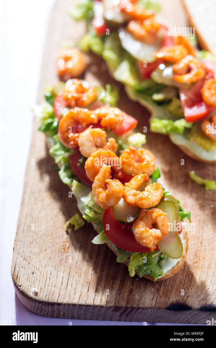 Po boy Sandwich mit Garnelen Stockfoto