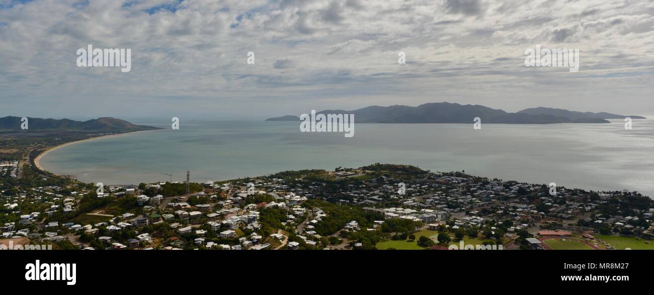 Blick von Townsville vom Castle Hill, QLD 4810, Australien Stockfoto
