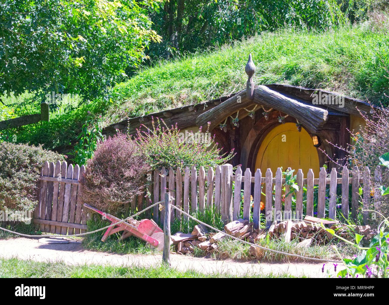 Hobbit Loch in Hobbitojn, Nz Stockfoto