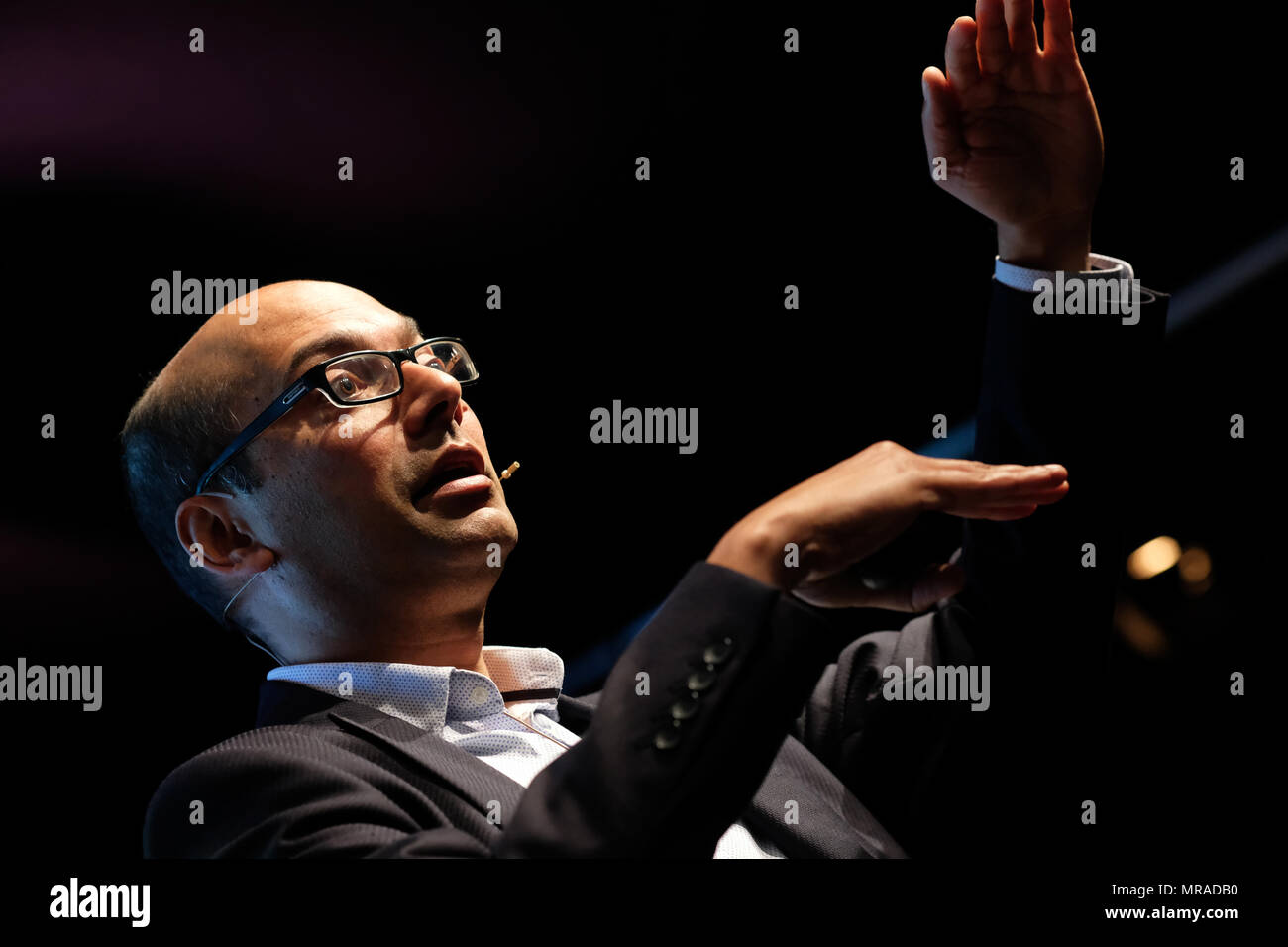 Hay Festival, Heu auf Wye, UK - Mai 2018 - Professor Viswanathan Prahbu sprechen über Frugal Innovation wie die Kugel ist Lernen, mit weniger mehr zu tun - Foto Steven Mai/Alamy leben Nachrichten Stockfoto