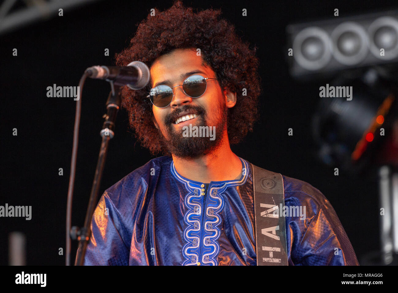 Belfast, UK, 26. Mai 2018. Imarhan ist algerische Tuareg Desert Rock Quintett 2006 in Tamanrasset, Algerien gebildet. Ihre erste und das gleichnamige Album Imarhan vom deutschen Label City Slang im Jahr 2016 produziert wurde. Sie führten in Belfast, Nordirland als Teil von BBC 6 Music Größte Wochenende. 25. Mai 2018 Stockfoto