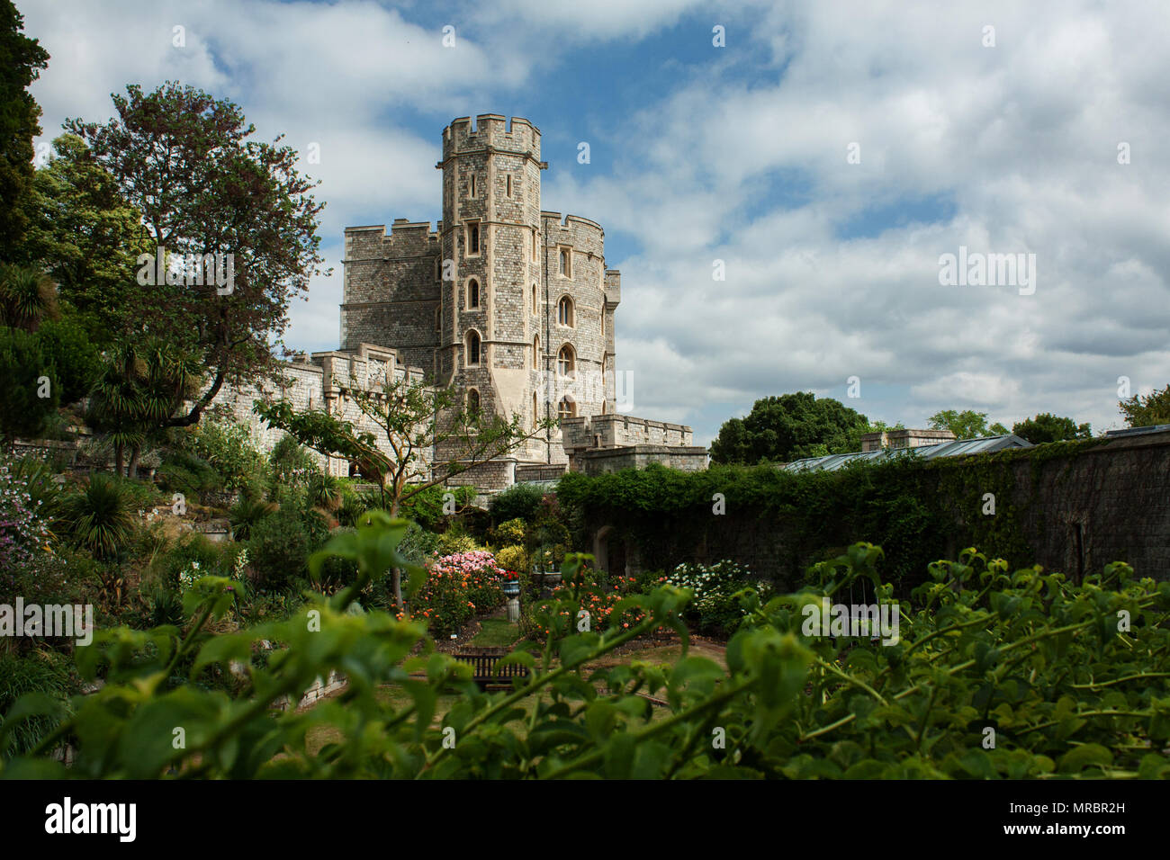 Schloss Windsor Tower aus der inneren Garten Wand, England gesehen, Großbritannien Stockfoto