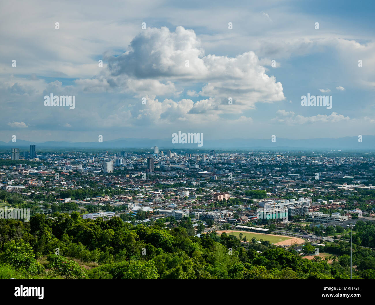 Luftaufnahme von Hat Yai City, Provinz Songkhla in Thailand. Die größte Stadt im Süden von Thailand, Hat Yai ist eine wichtige transportatio Stockfoto