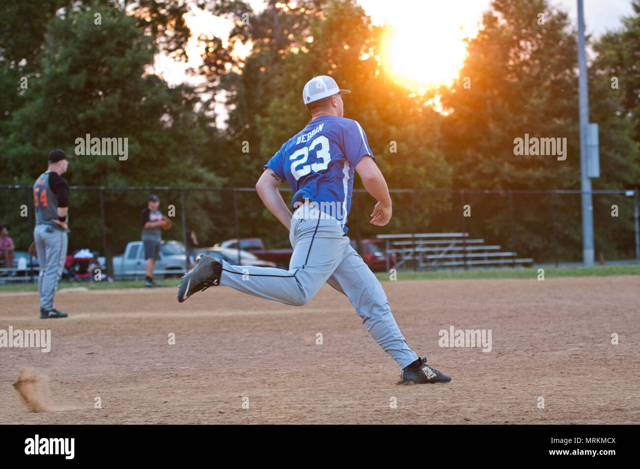 Baseballspieler datieren Softball-Spieler