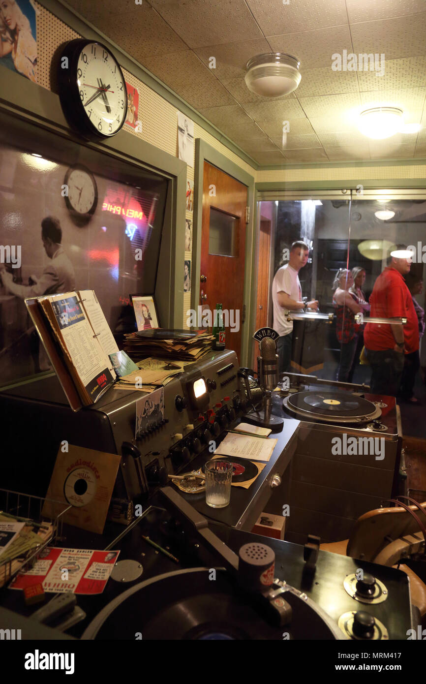 Ausstellung WHBQ Radio Station in das historische Sun Studio. Memphis Tennessee, USA Stockfoto