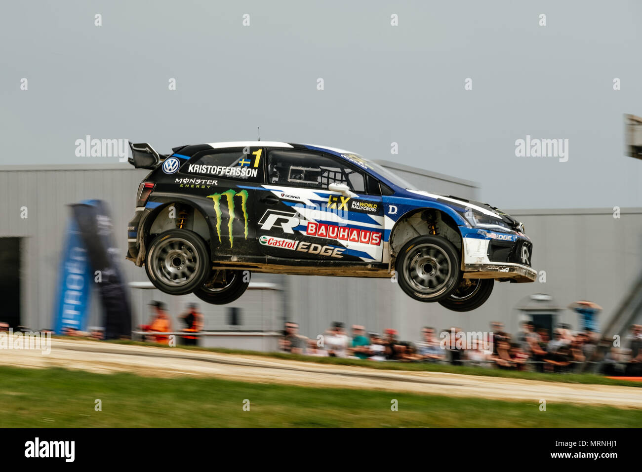 Towcester, Northamptonshire, Großbritannien. 27. Mai, 2018. FIA World Rallycross Fahrers Johan Kristoffersson (SWE) und PSRX Volkswagen Schweden Laufwerke während der Cooper reifen Welt RX von Großbritannien in Silverstone (Foto durch Gergo Toth/Alamy Live-Nachrichten) Stockfoto