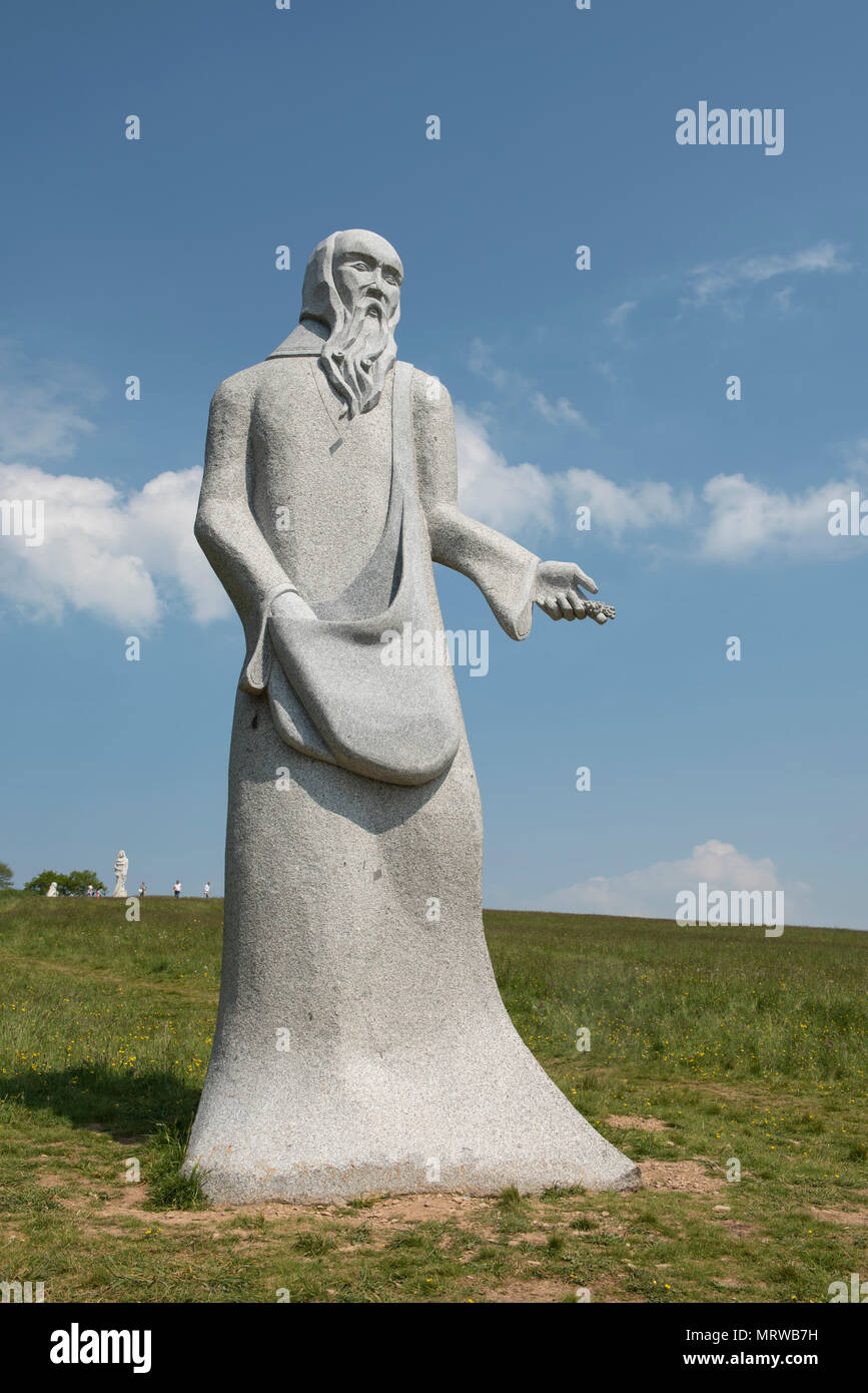 La Vallée des Heiligen (Tal der Heiligen), Carnoët, Côtes-d'Armor, Bretagne, Frankreich. Stockfoto