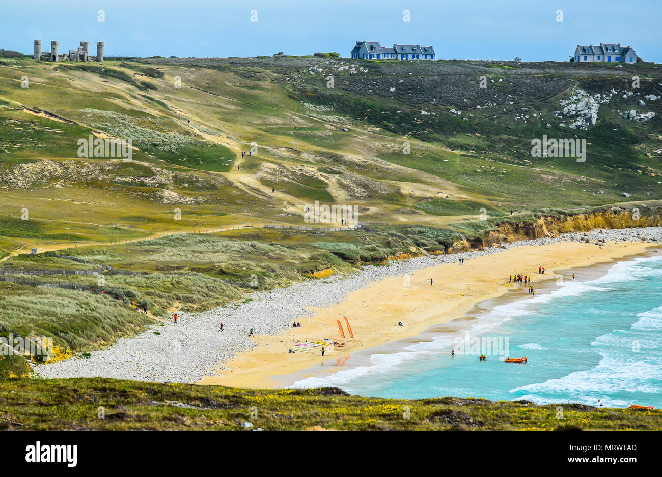 Robuste und windgepeitschten Oceanside, die in der Nähe von Crozon in der Bretagne, Frankreich. Stockfoto