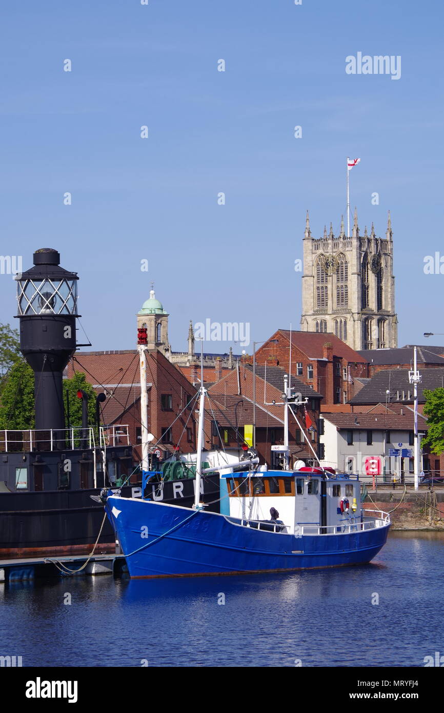 Kingston upon Hull's Altstadt gesehen über die Marina, Landkreise Stockfoto