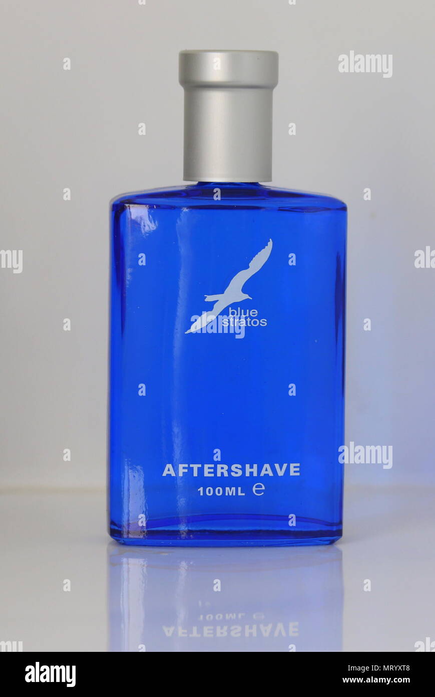 Blue Stratos Aftershave Stockfoto