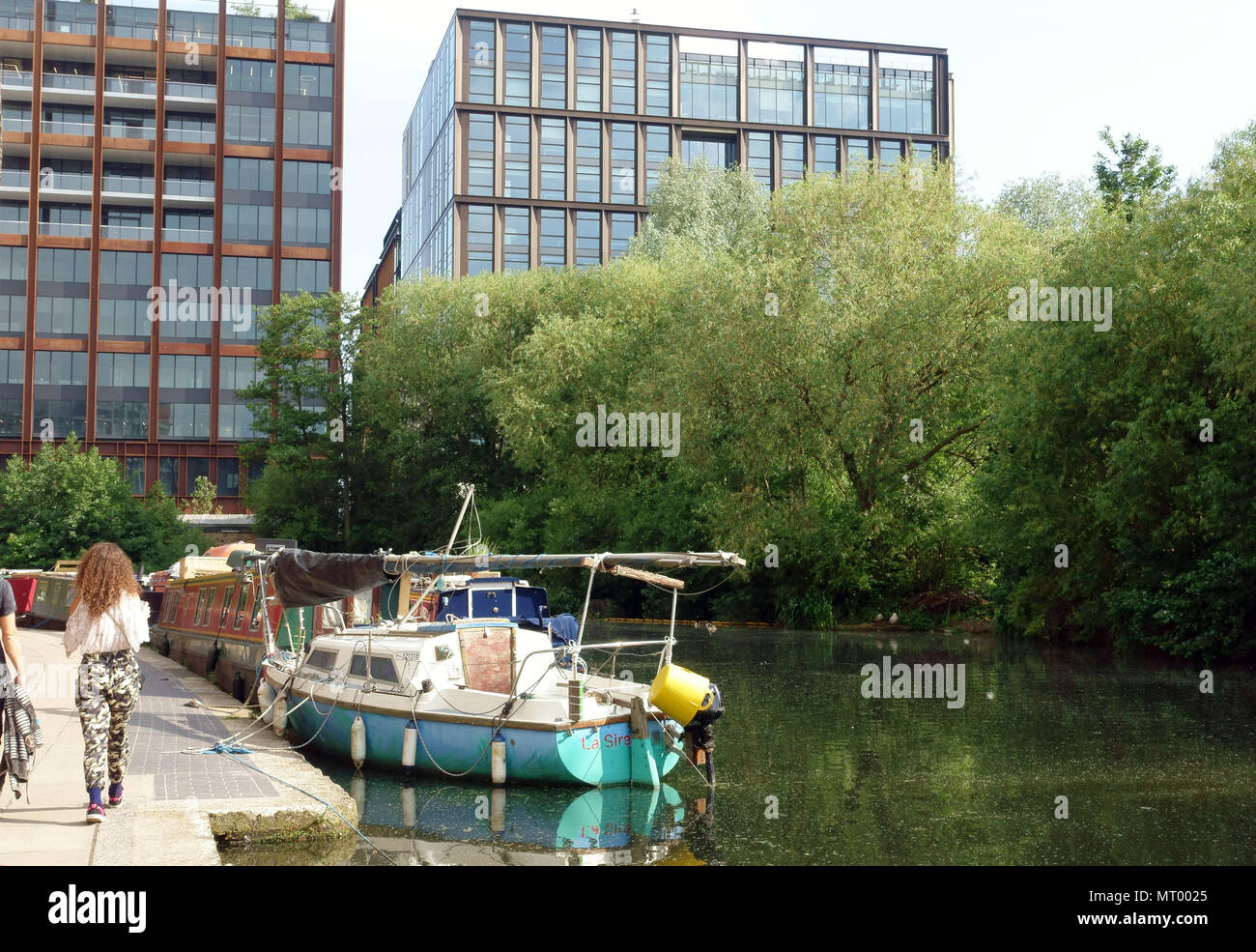 Canal Handwerk an der Regent's Canal in der Nähe von St Pancras Lock, King's Cross, London günstig Stockfoto